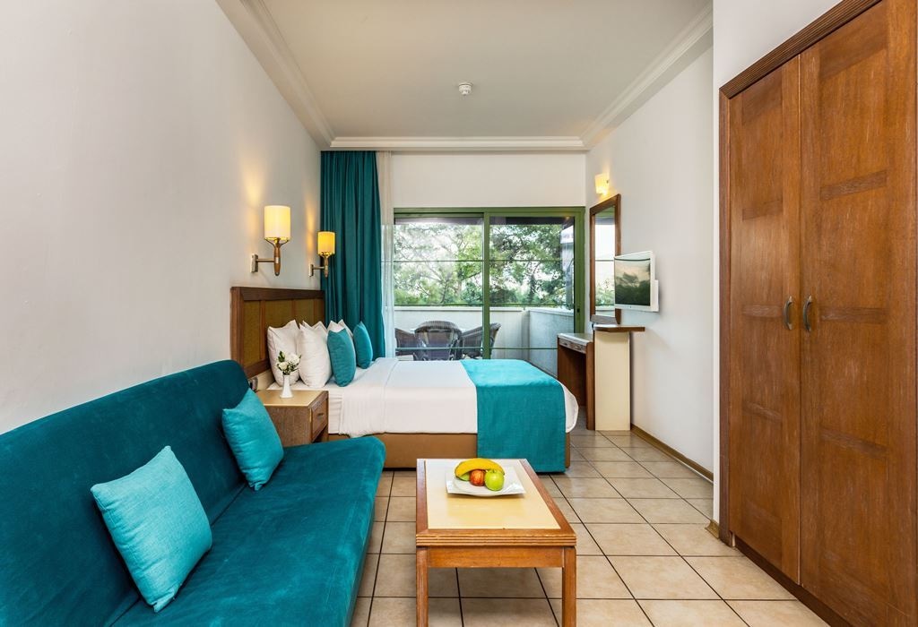 rooms-standard-bungalow-room-garden-view