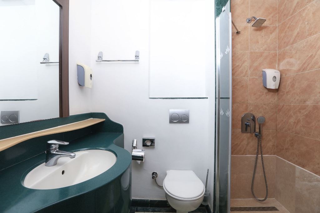 rooms-standard-bungalow-room-garden-view