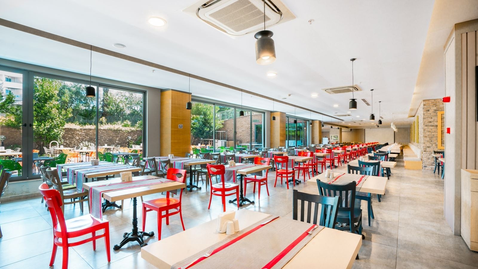 restaurants-main-restaurant