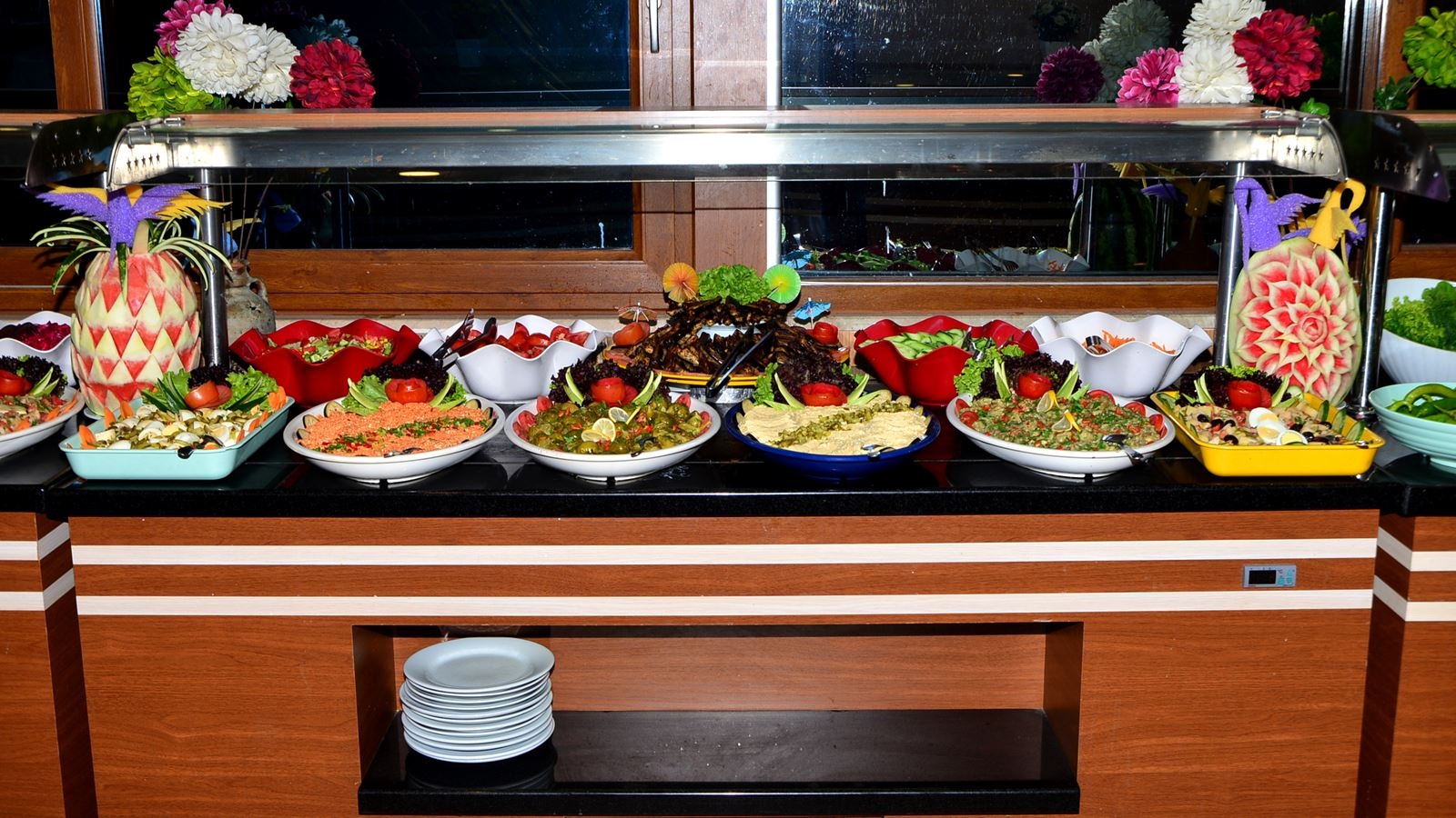 restaurants-restaurant