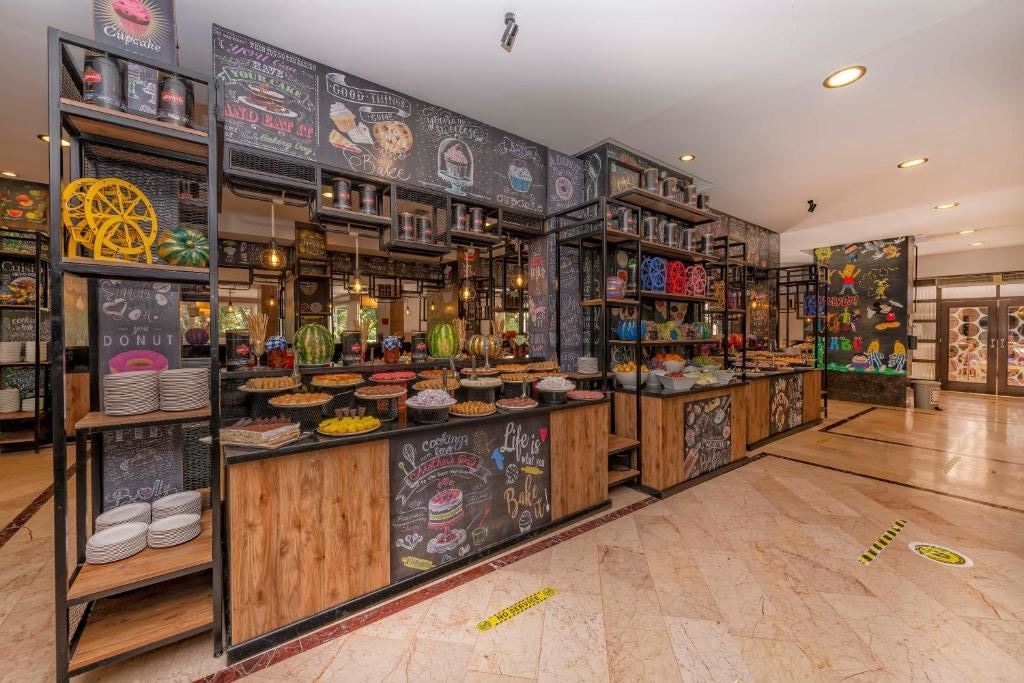 restaurants-main-restaurant