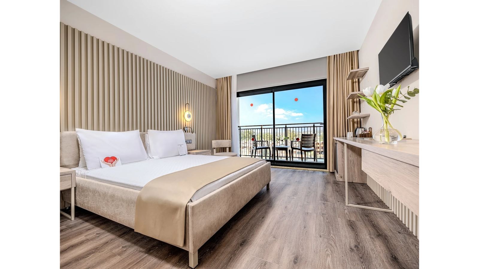 rooms-family-deluxe-2-bedrooms