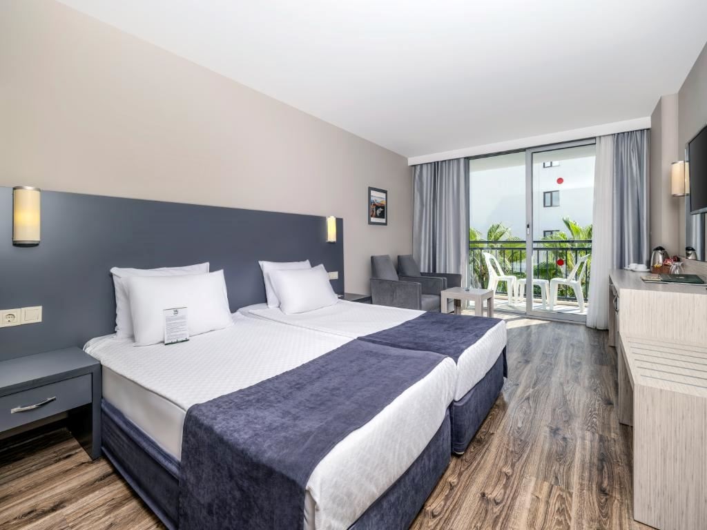 rooms-large-room