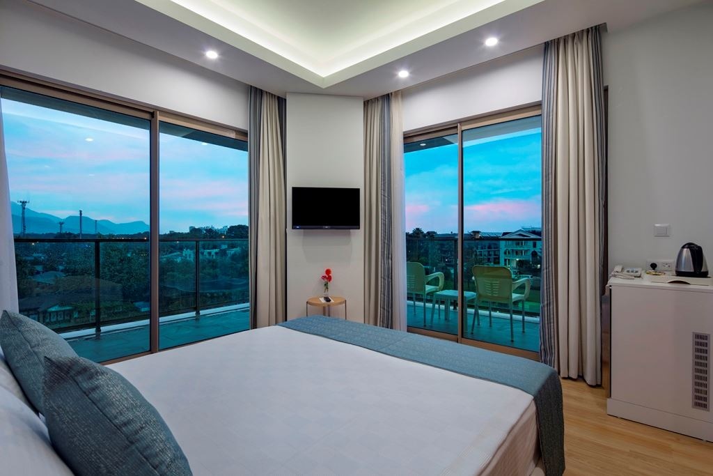 rooms-standart-room-land-view---main-building-annex-building-b-block