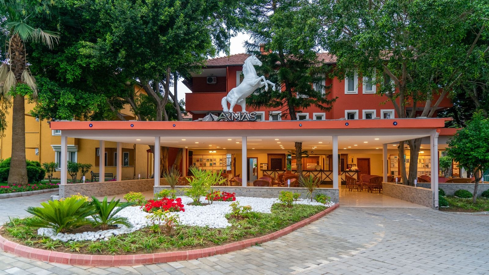 general-main-building