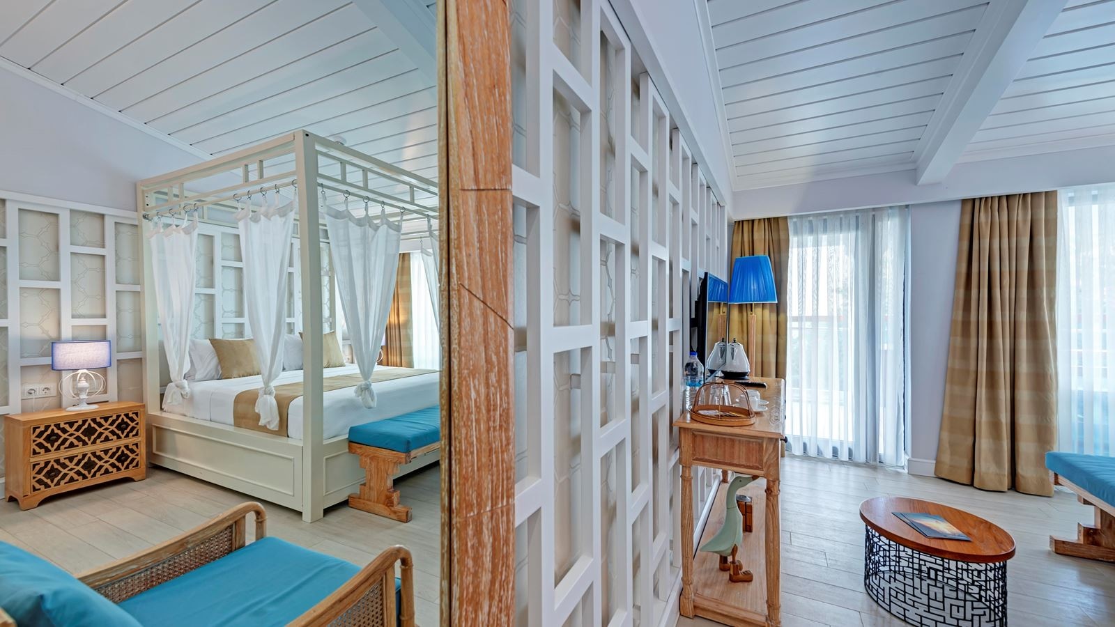 rooms-standard-room-sea-side-view