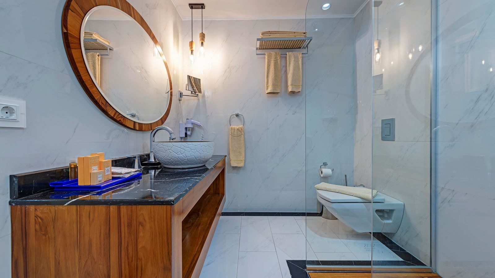 rooms-standard-room-sea-side-view