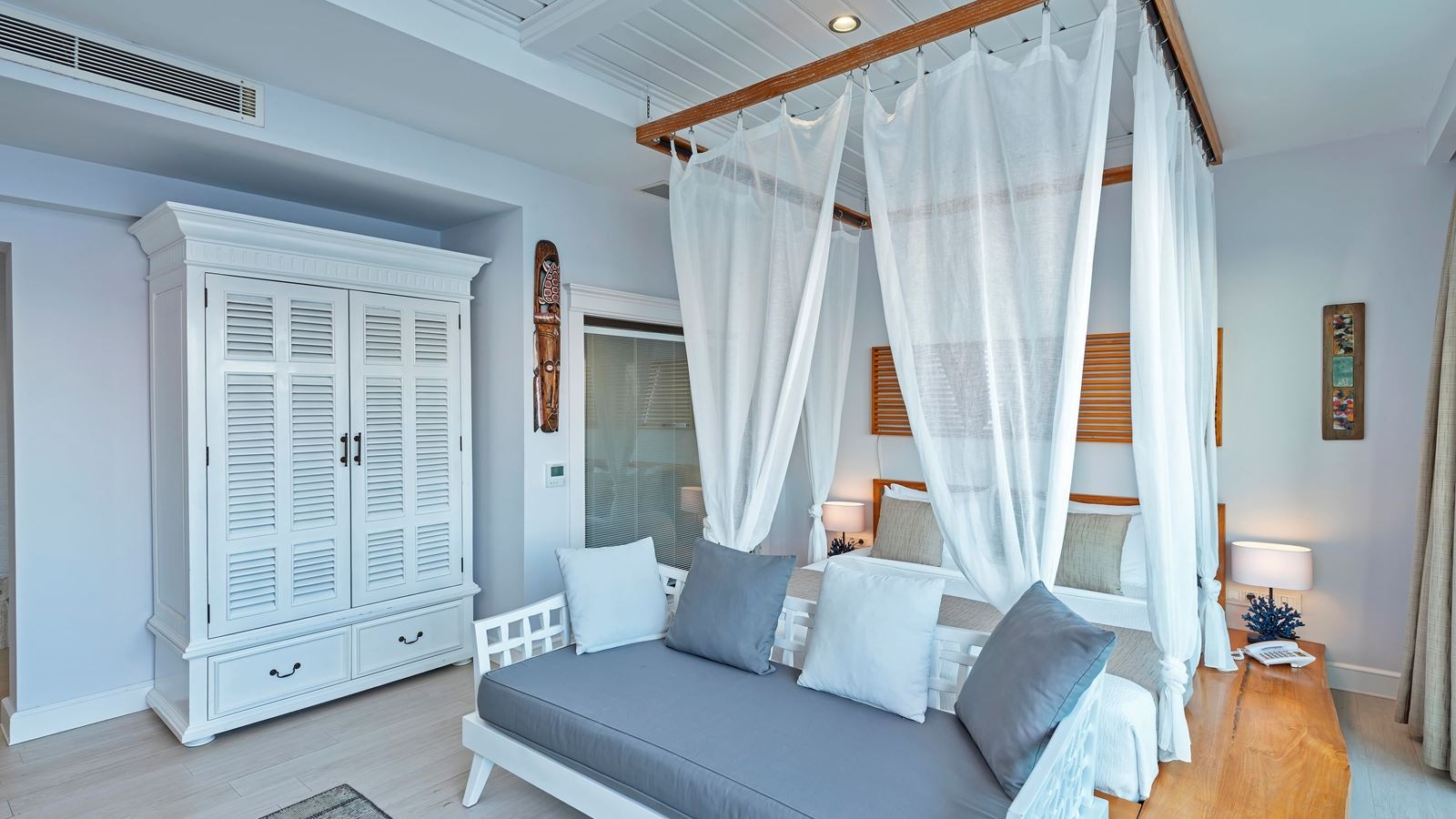 rooms-superior-room-sea-view