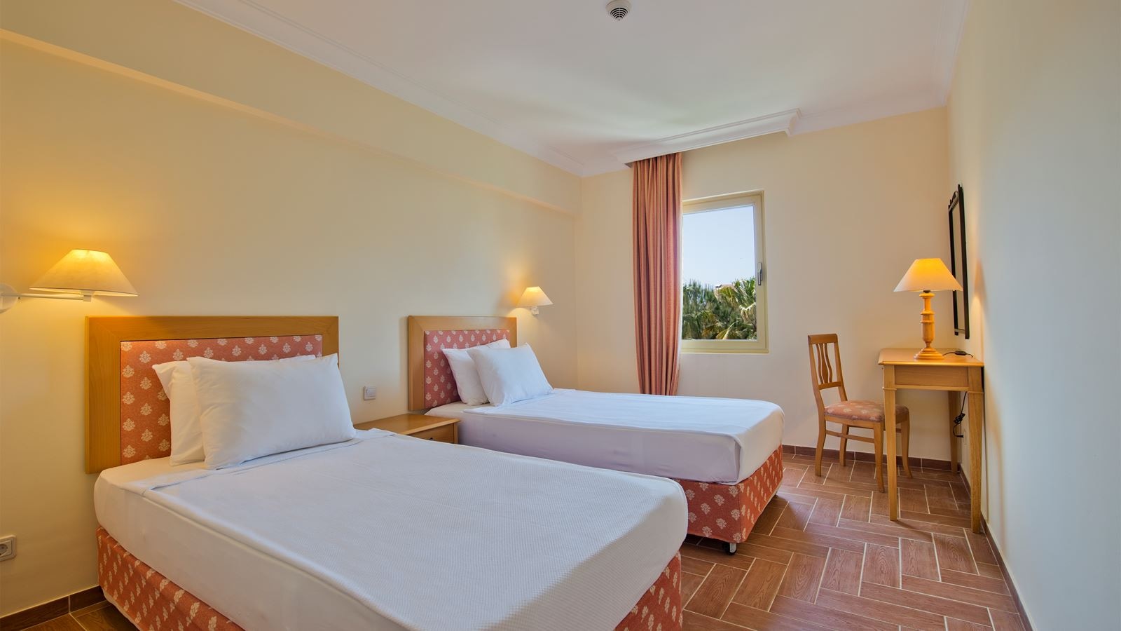 rooms-standard-large-room