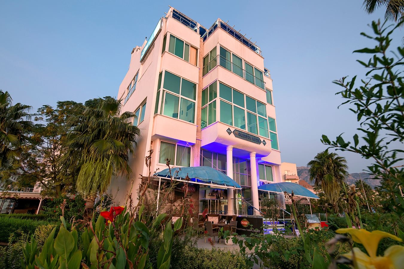 general-main-building