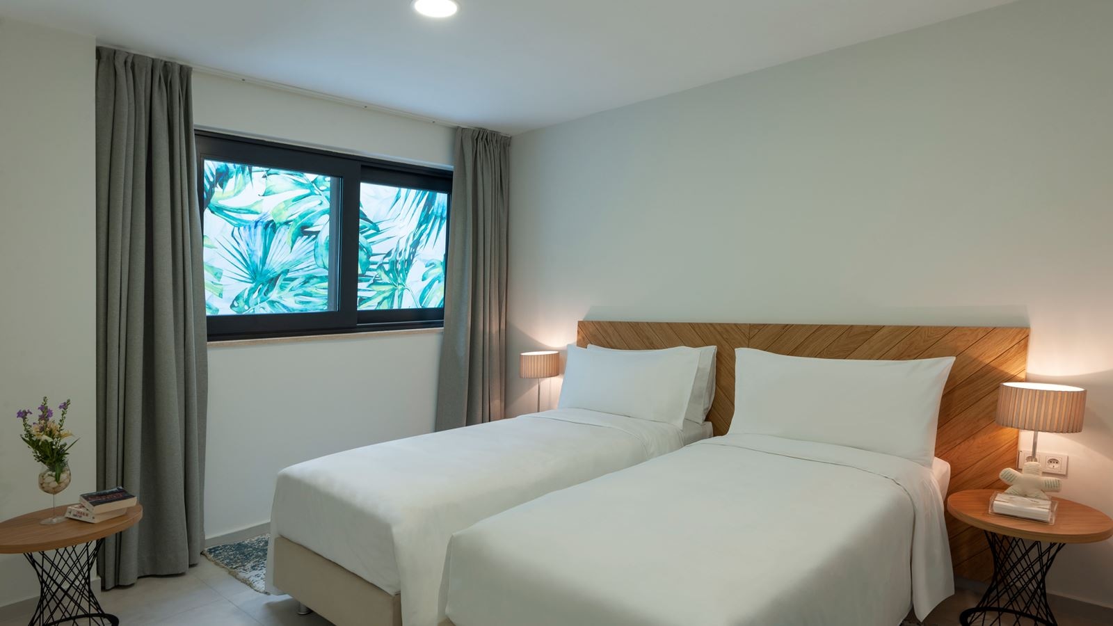 rooms-family-villa-with-garden-jacuzzi