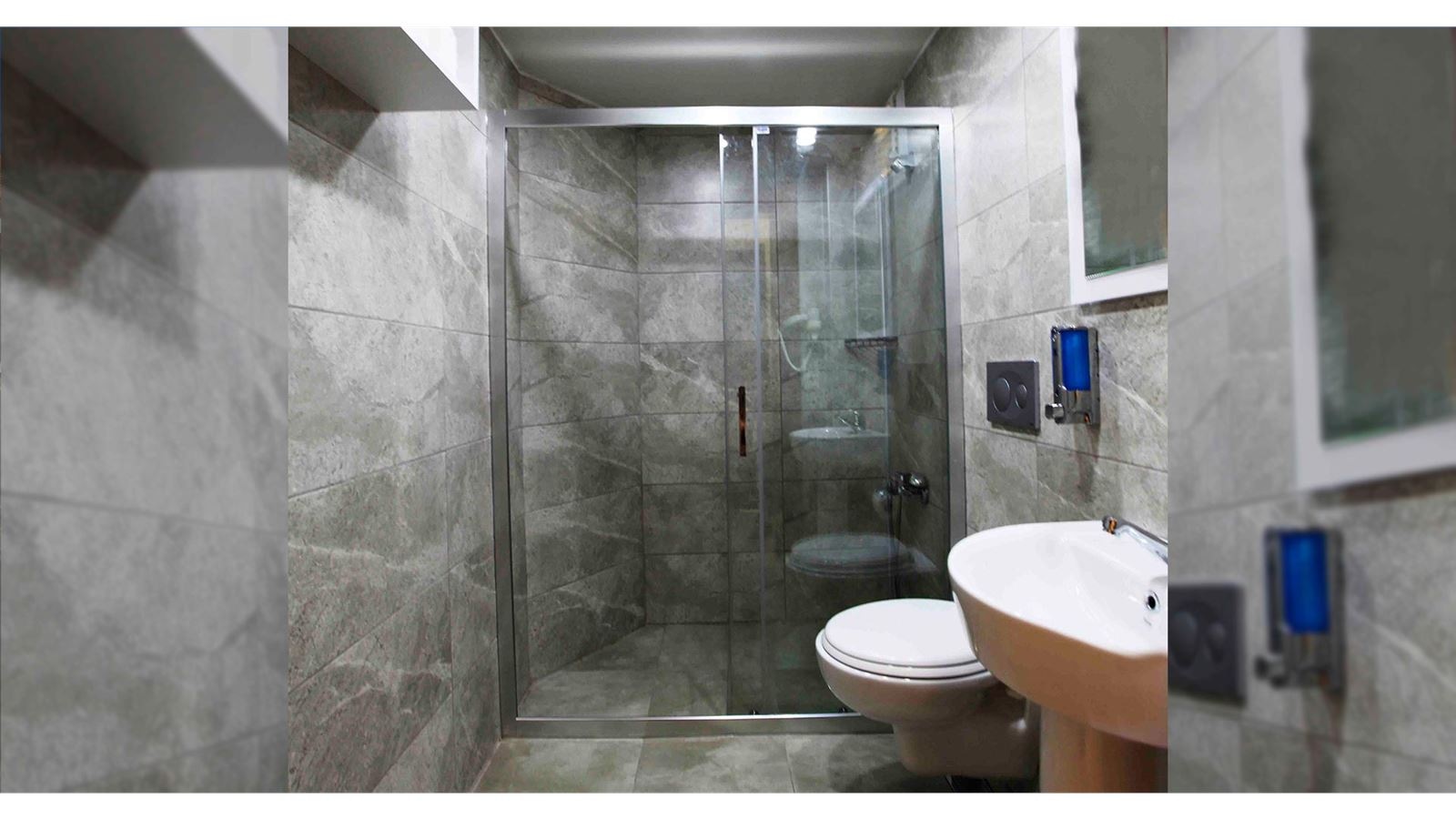 rooms-family-room-2