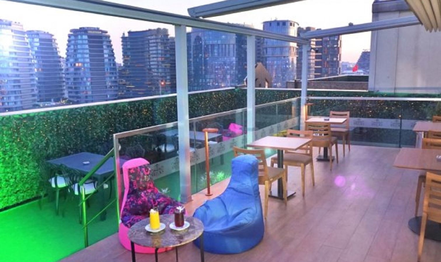 restaurants-bricks-terrace