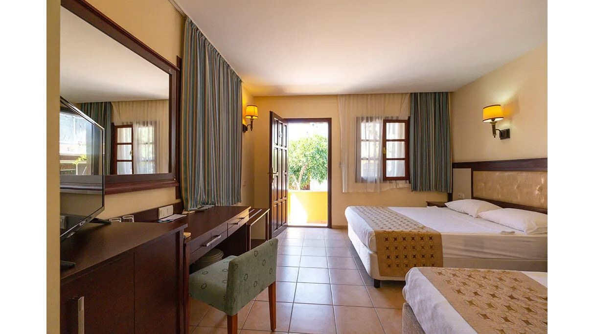 rooms-bungalow-standard-room