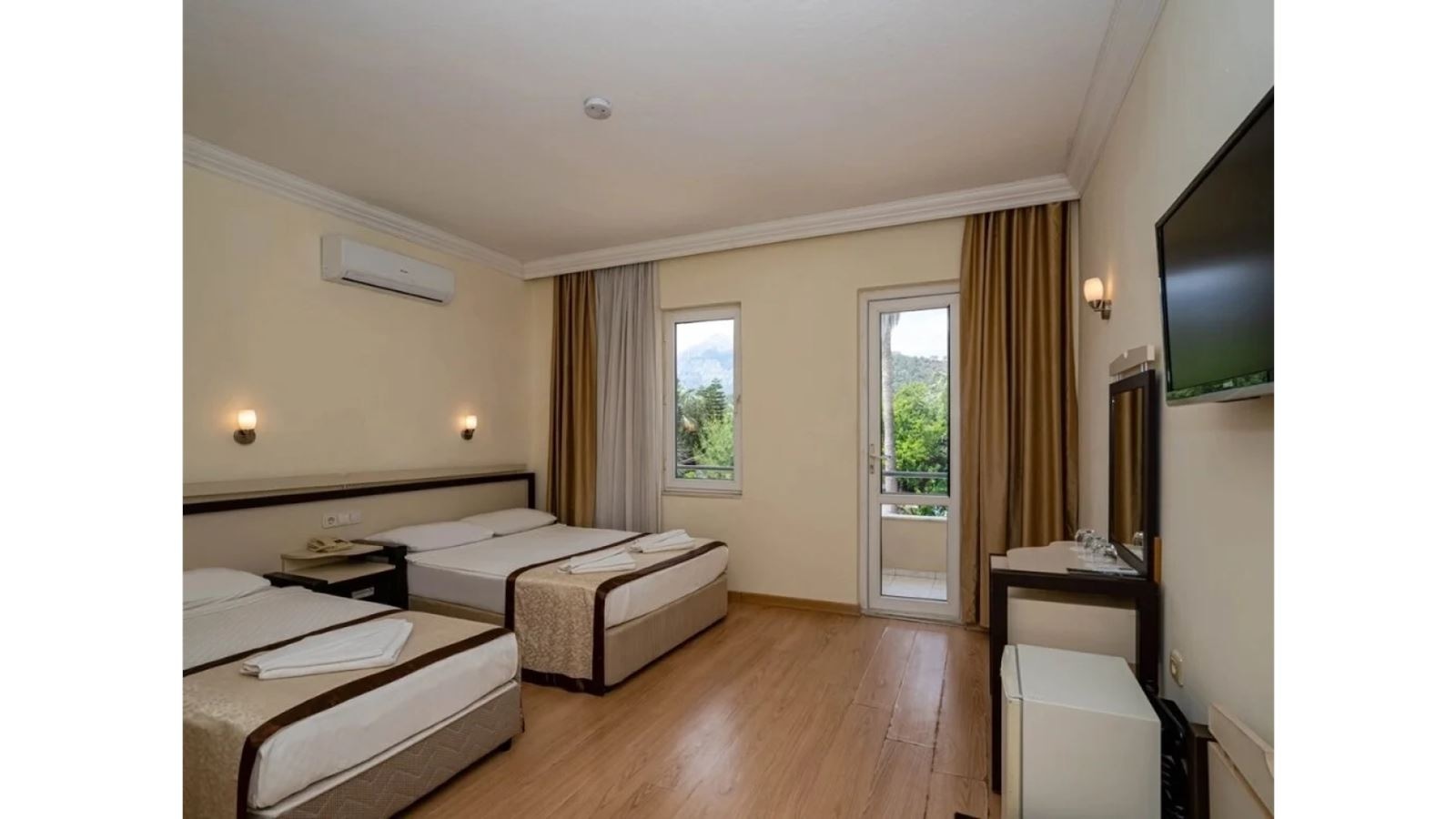 rooms-standard-room