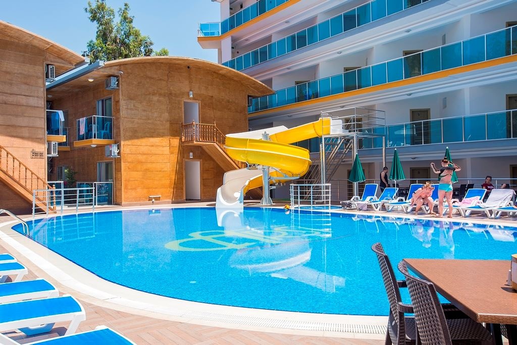 water-park-water-park