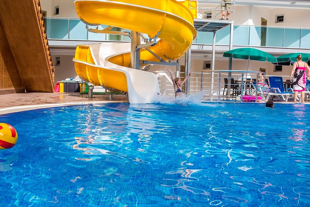 water-park-water-park