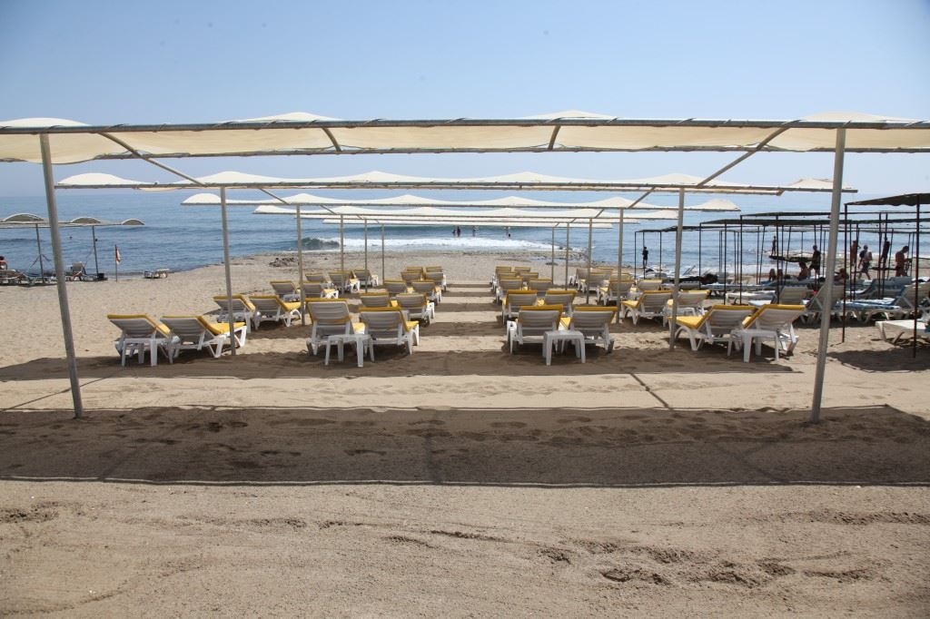 bars-beach-bar