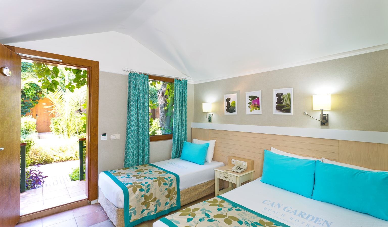 rooms-standard-room-with-balcony