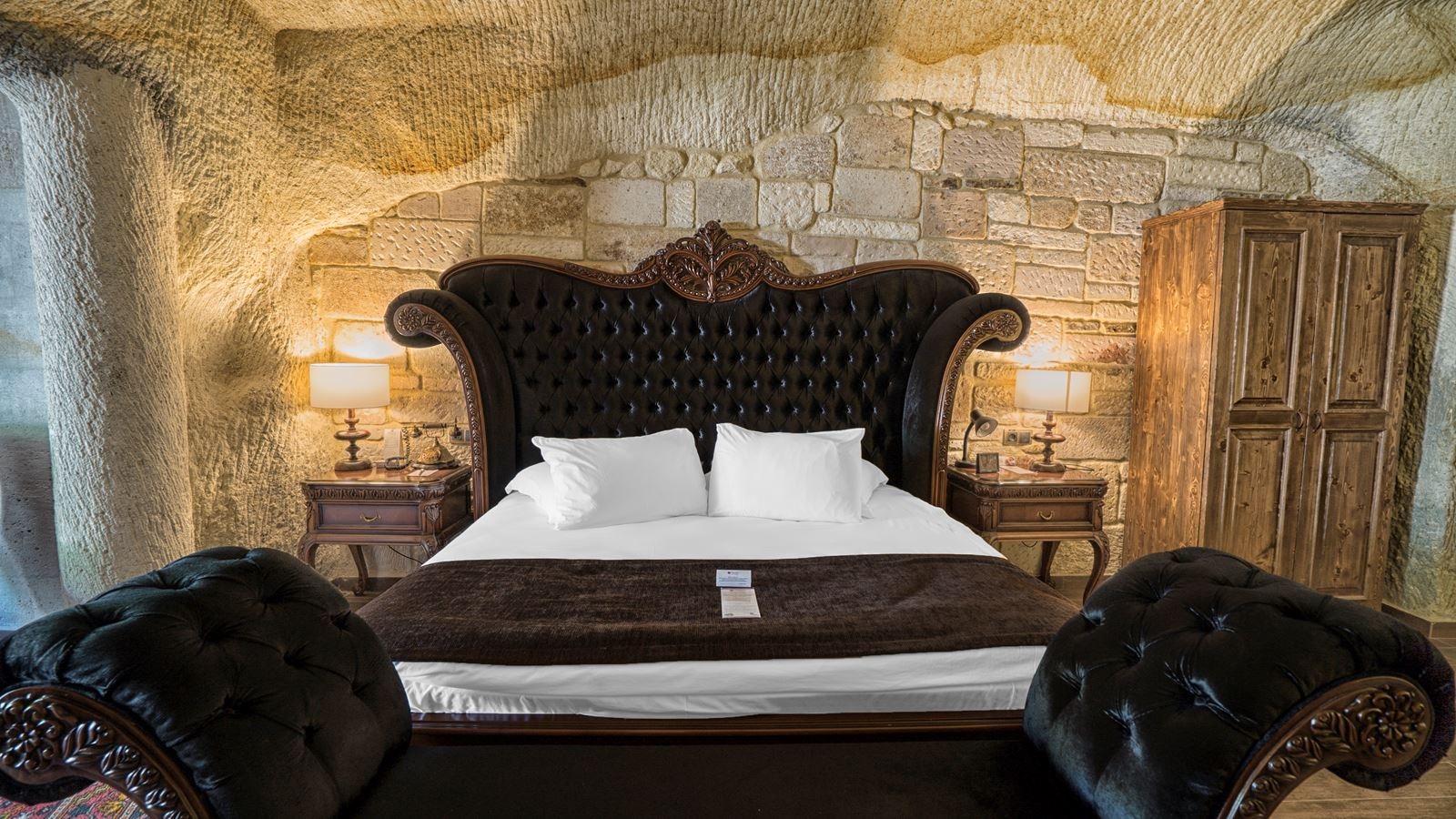 rooms-executive-suite