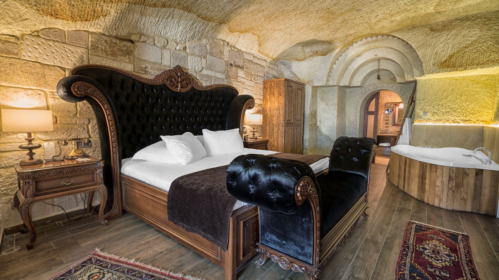 rooms-executive-suite