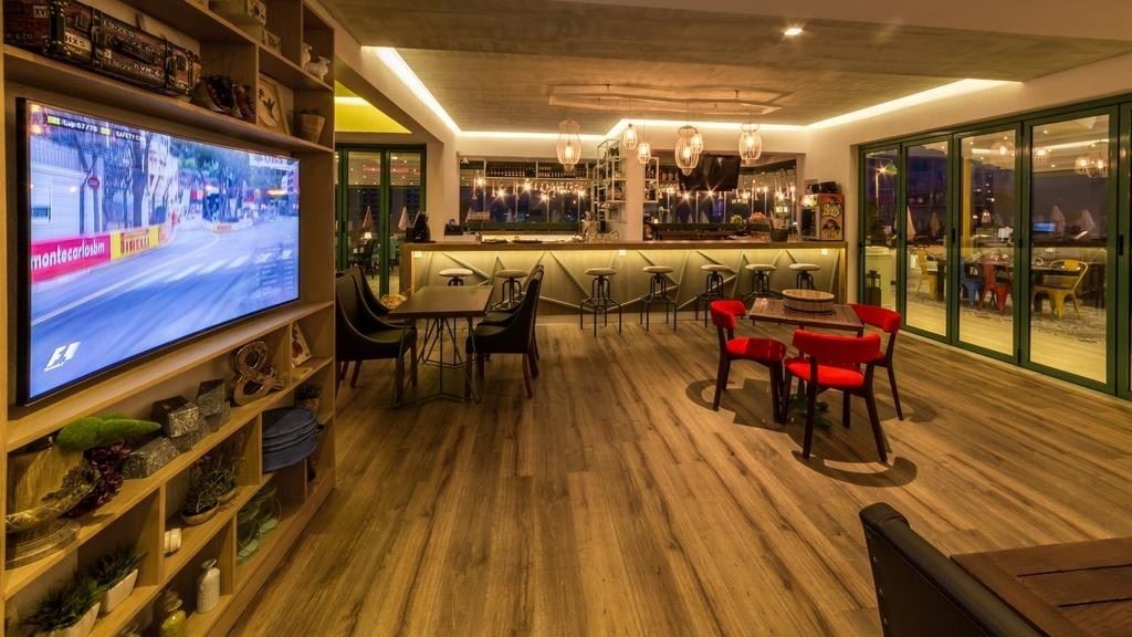 restaurants-main-restaurant