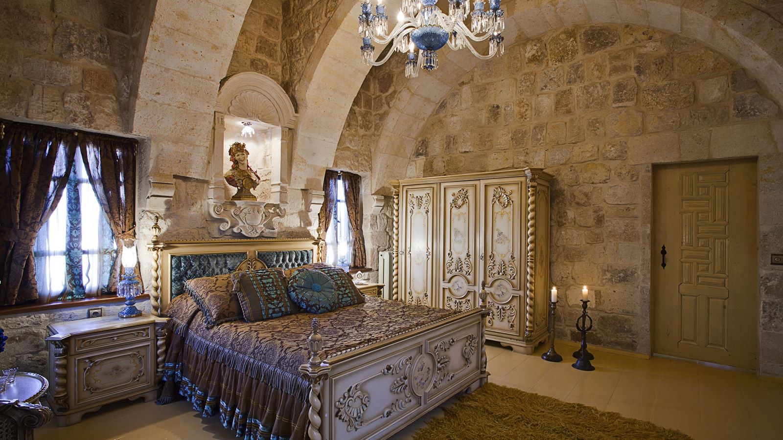 rooms-superior-deluxe-rooms