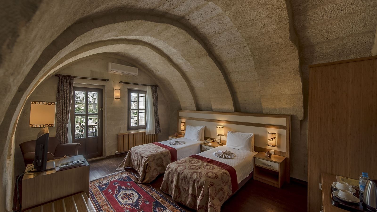 rooms-deluxe-terasli-oda