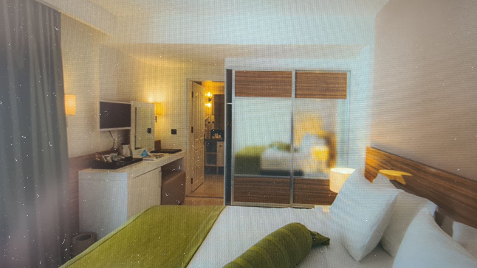 rooms-standard-land-view