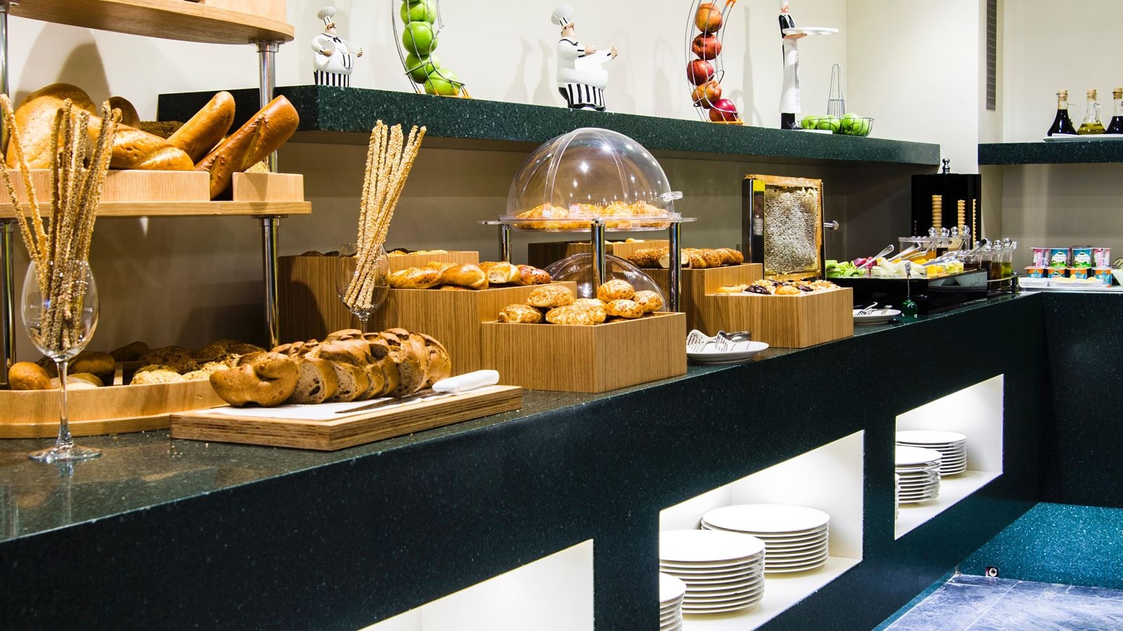 restaurants-restaurants