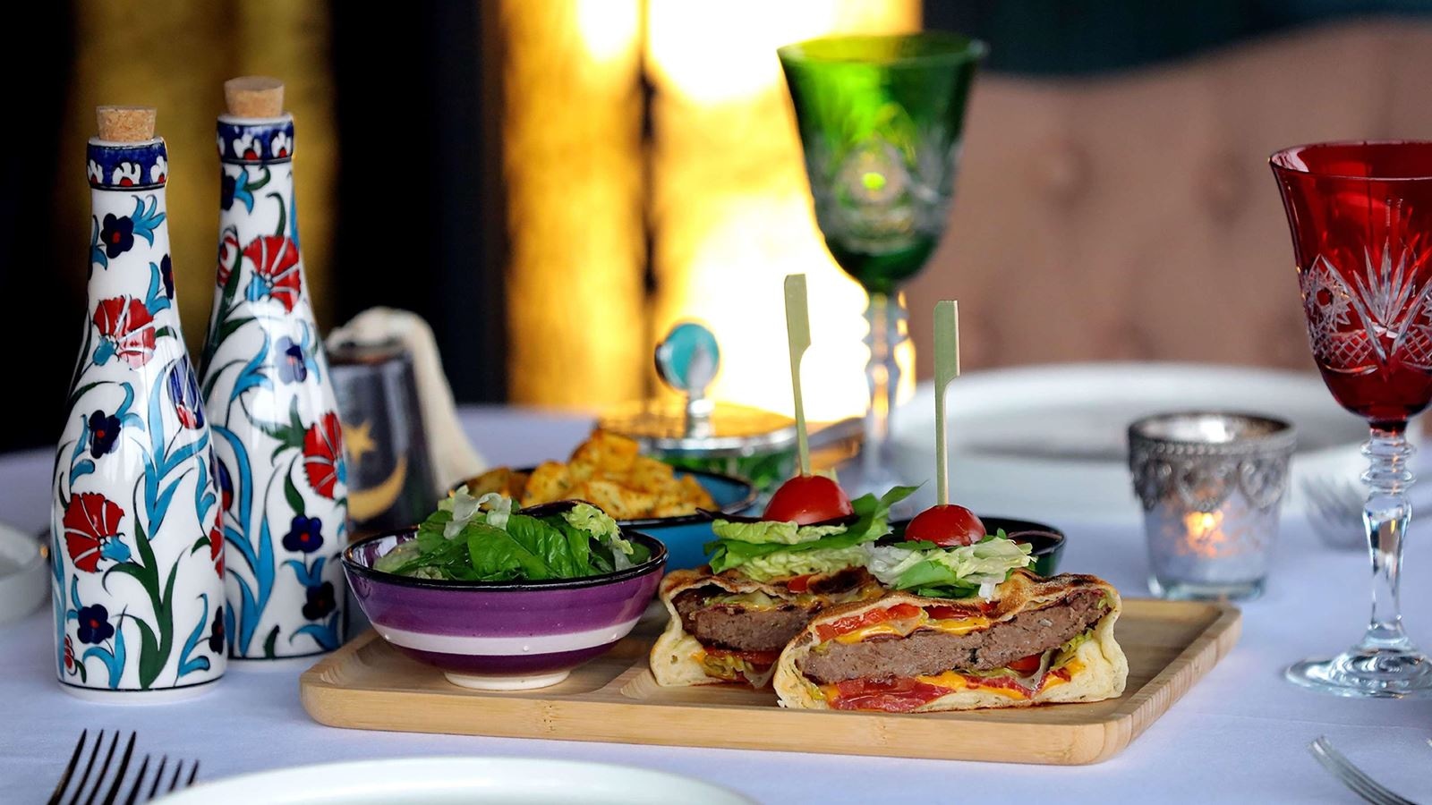 restaurants-restaurants