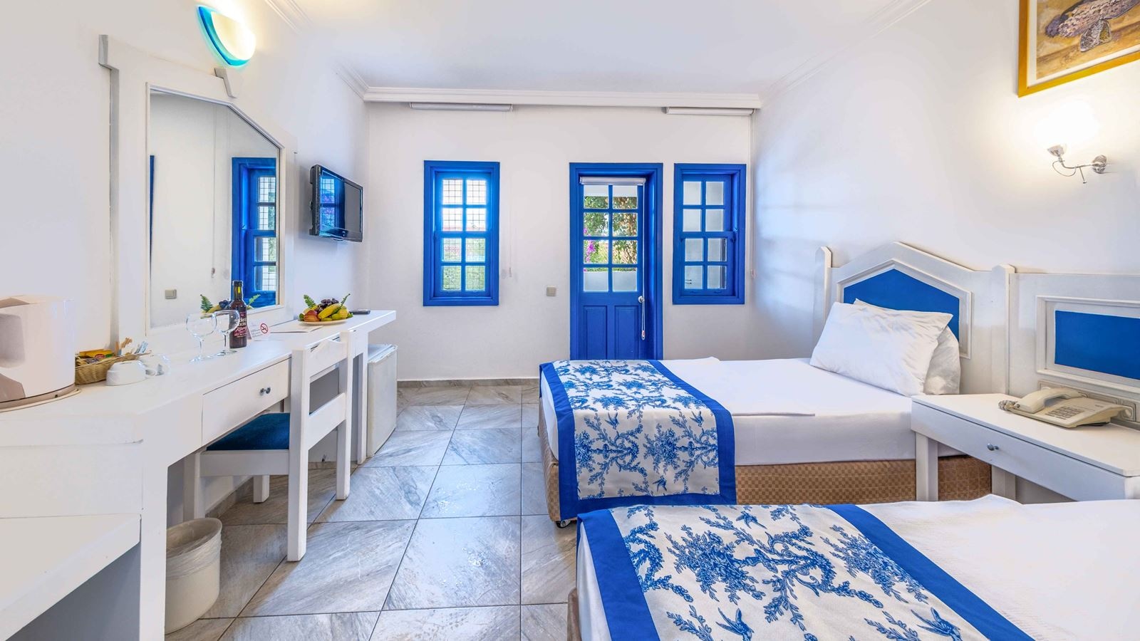 rooms-standard-room-with-balcony