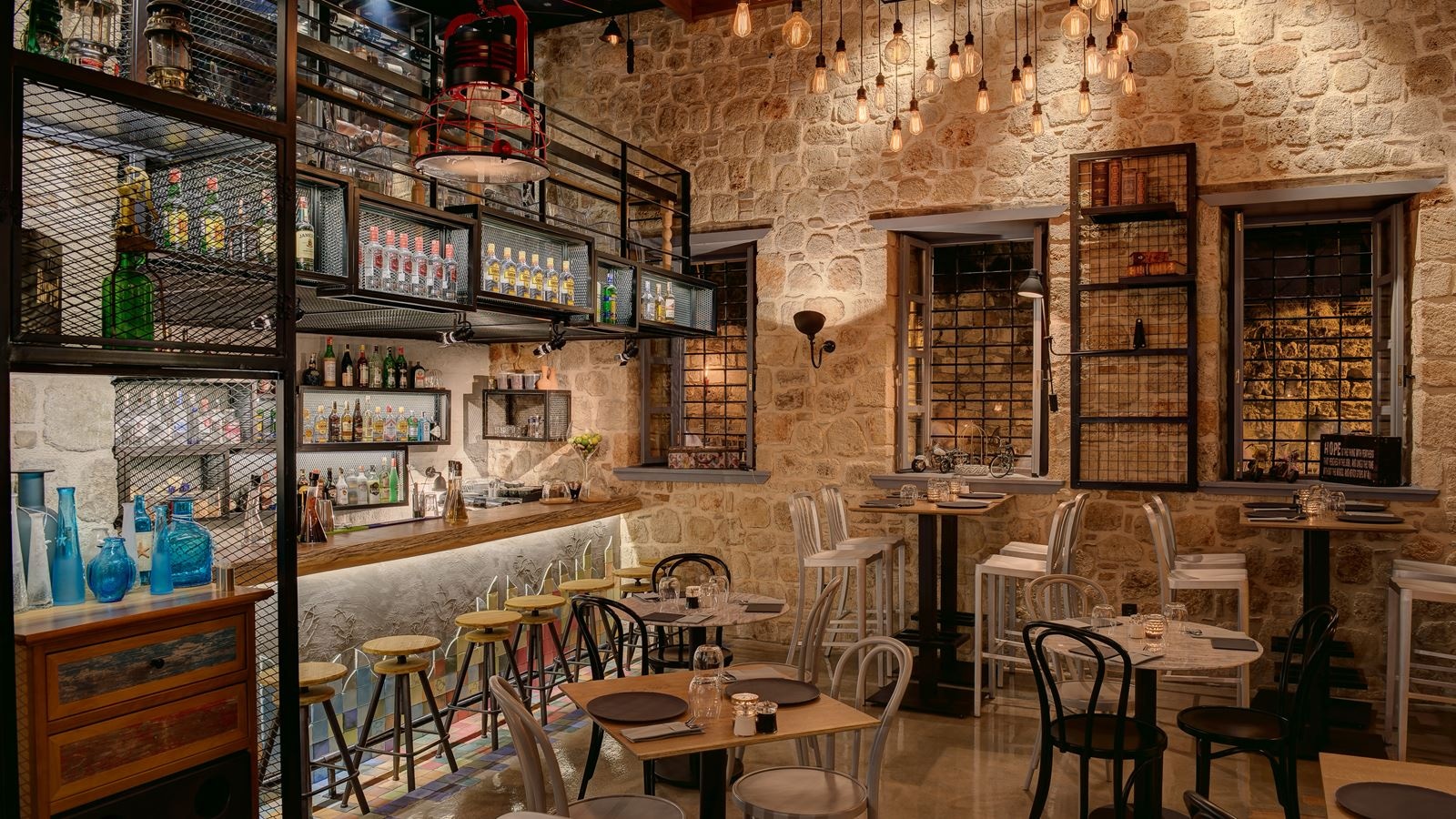 bars-pio-mixology-bar