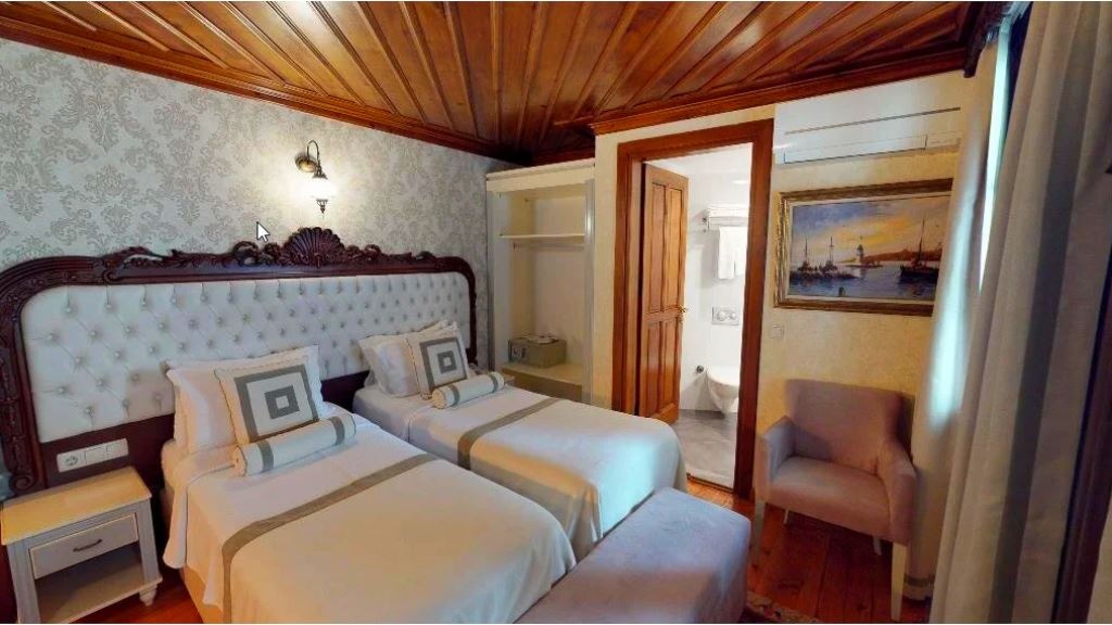 rooms-twin-room