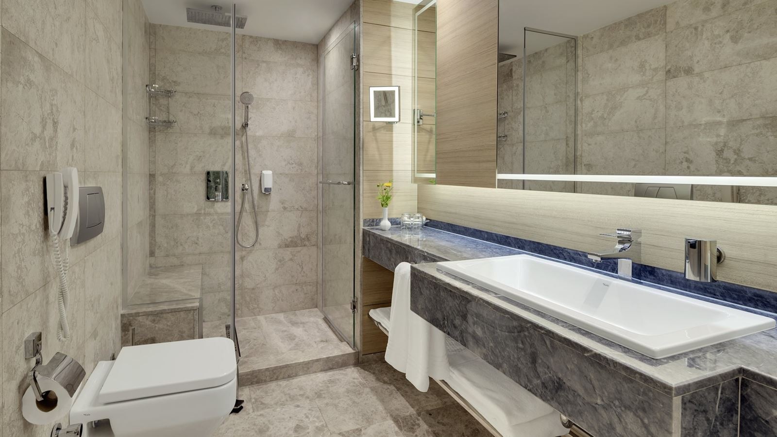 rooms-connecting-family-room