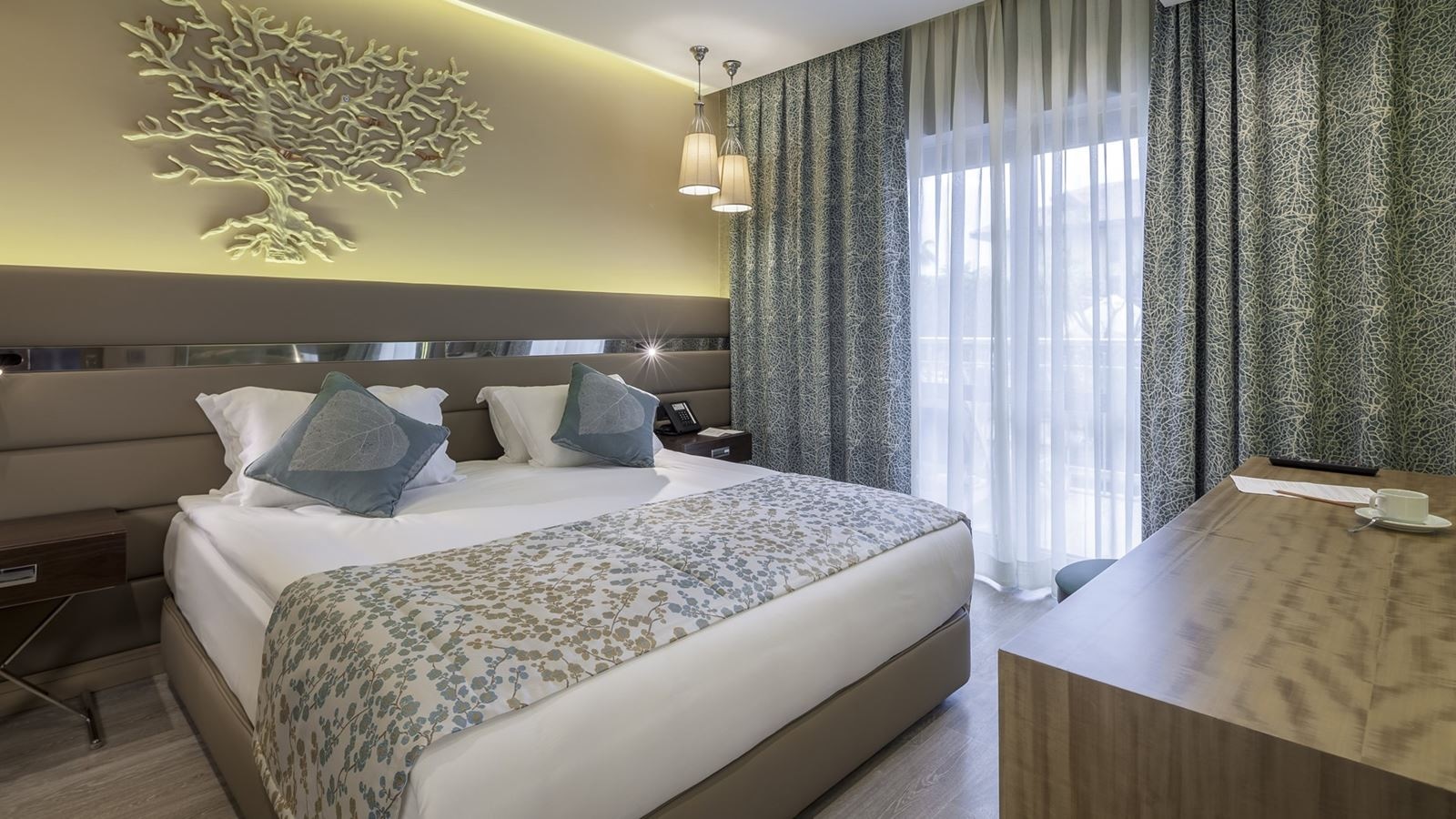 rooms-connecting-family-room