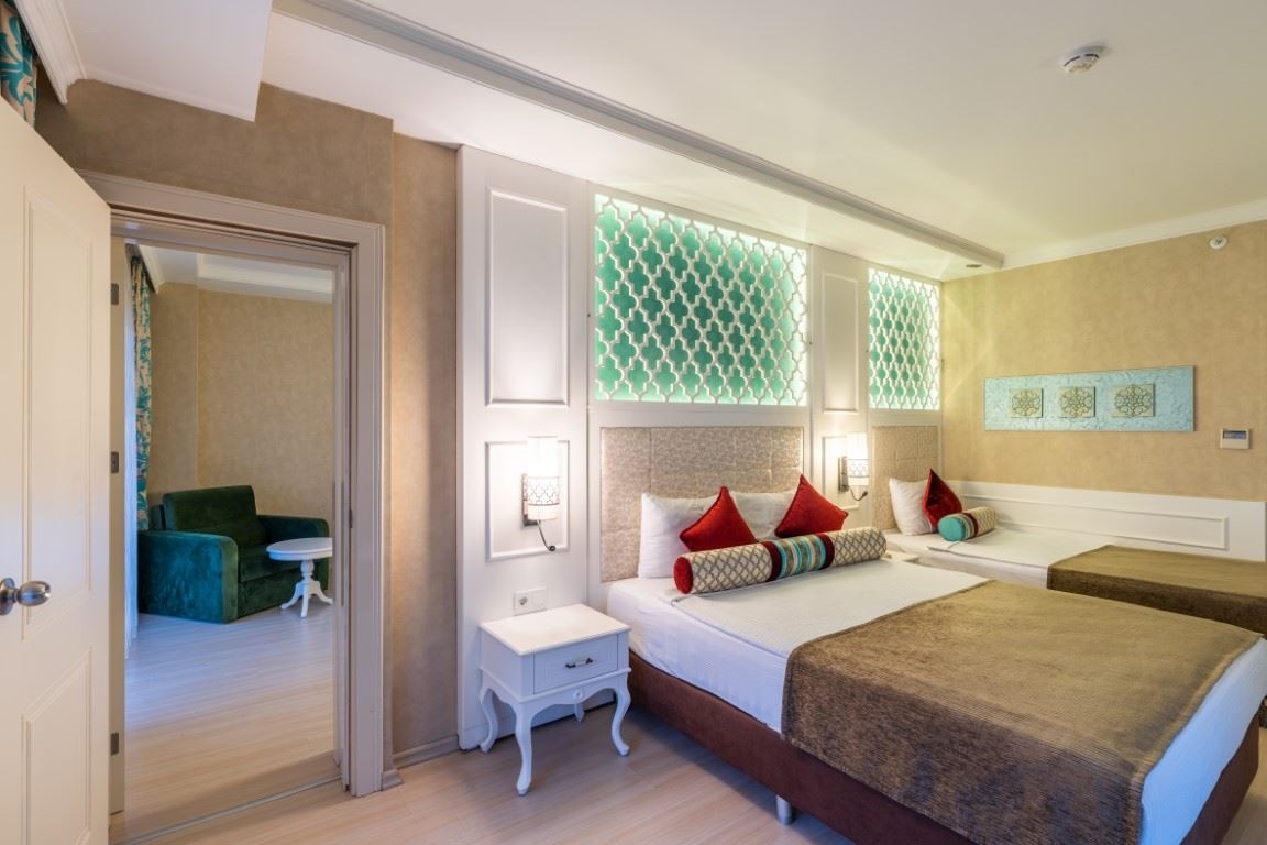 rooms-connection-oda-kara-manzarali