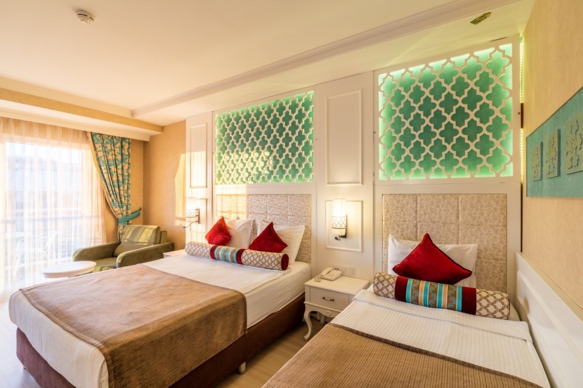 rooms-connection-oda-kara-manzarali