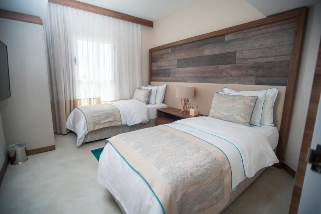 rooms-family-two-bedroom