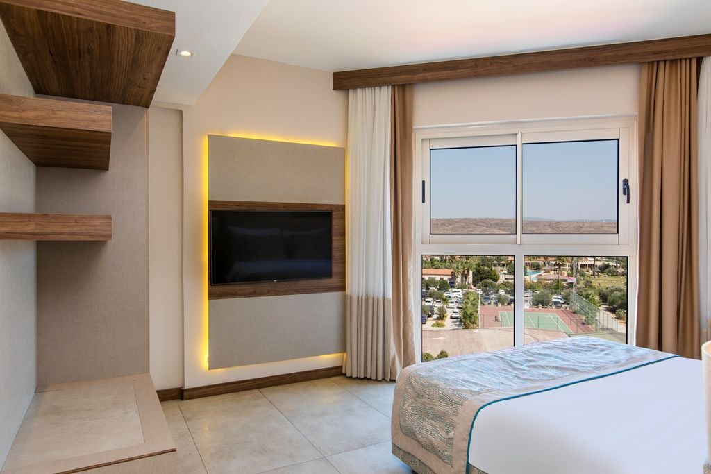 rooms-family-two-bedroom