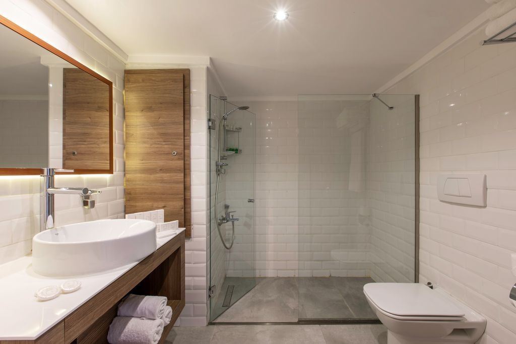 rooms-family-two-bedroom