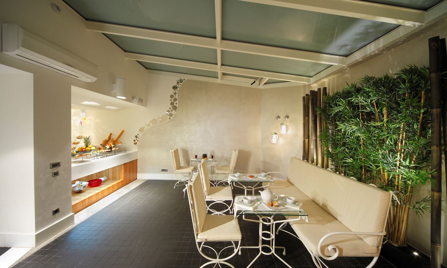 restaurants-restaurants