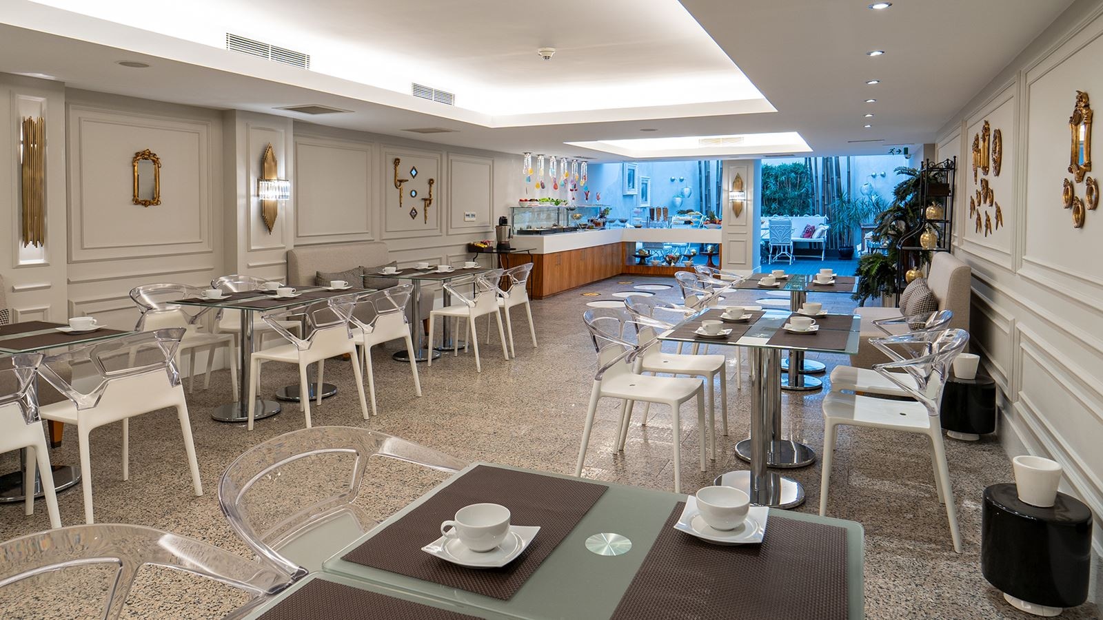 restaurants-restaurants