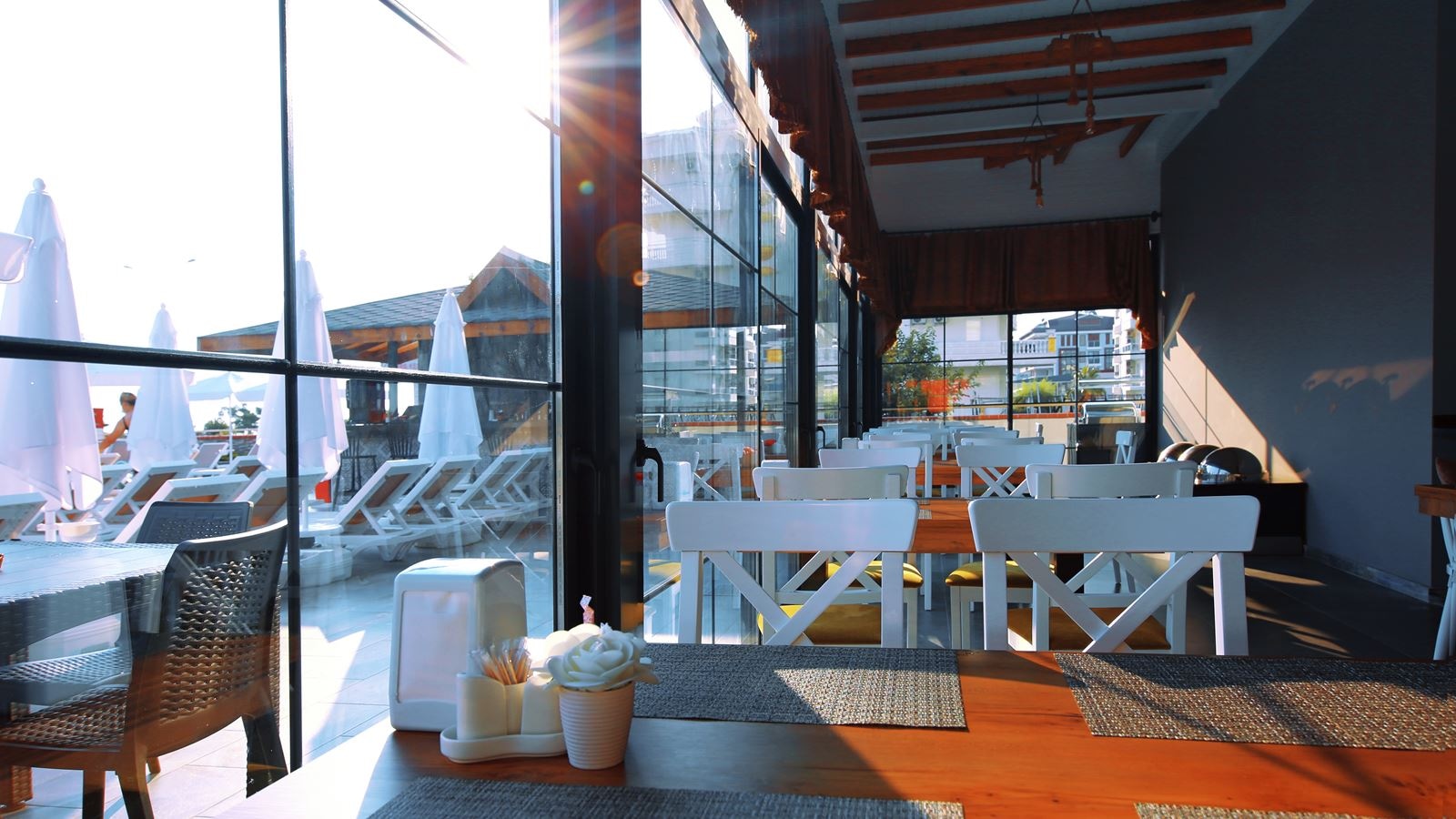 restaurants-main-restaurant