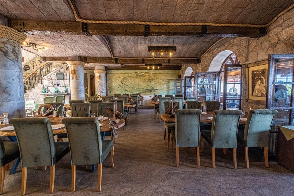 restaurants-ana-restoran