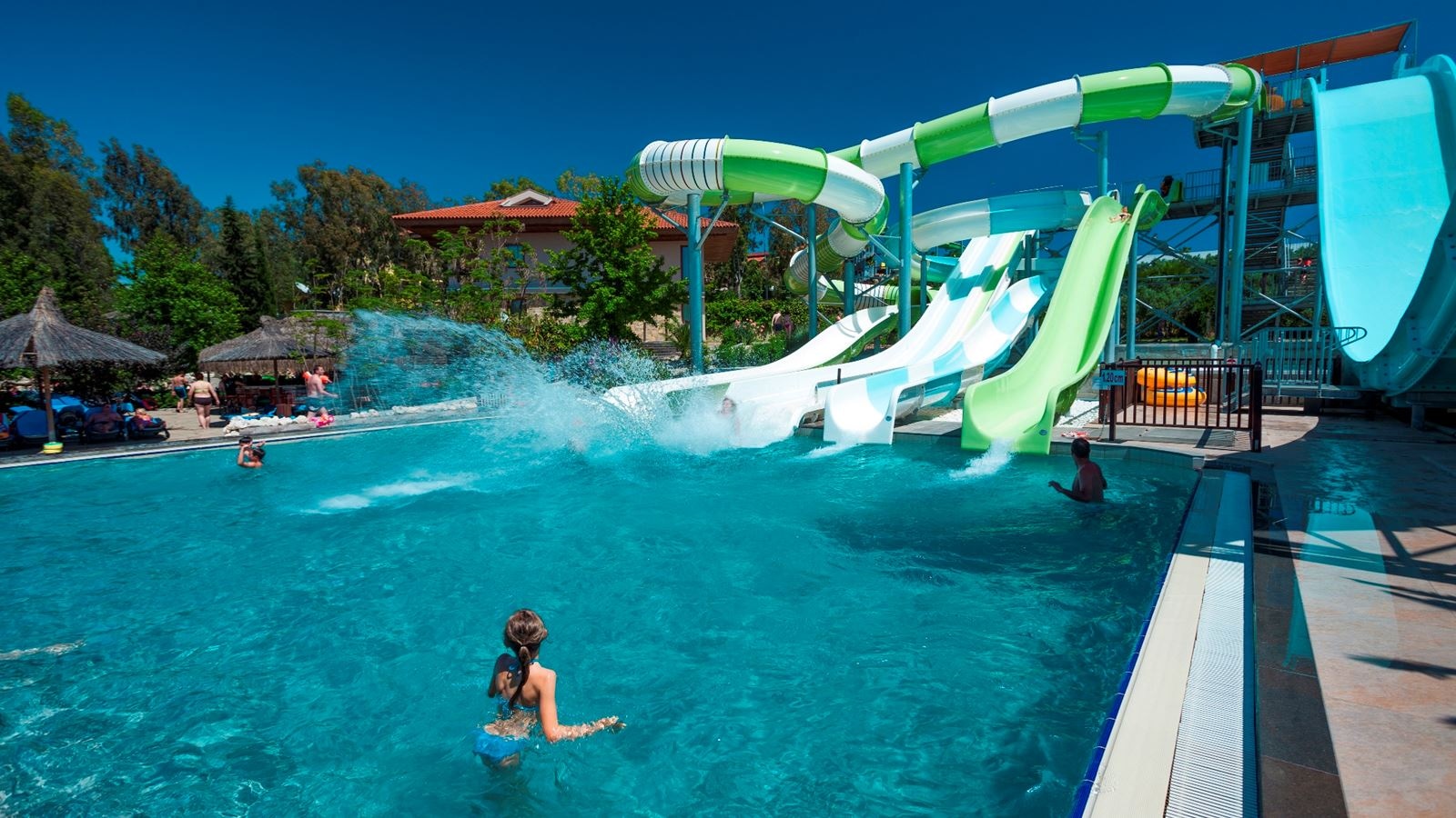 water-park-water-park