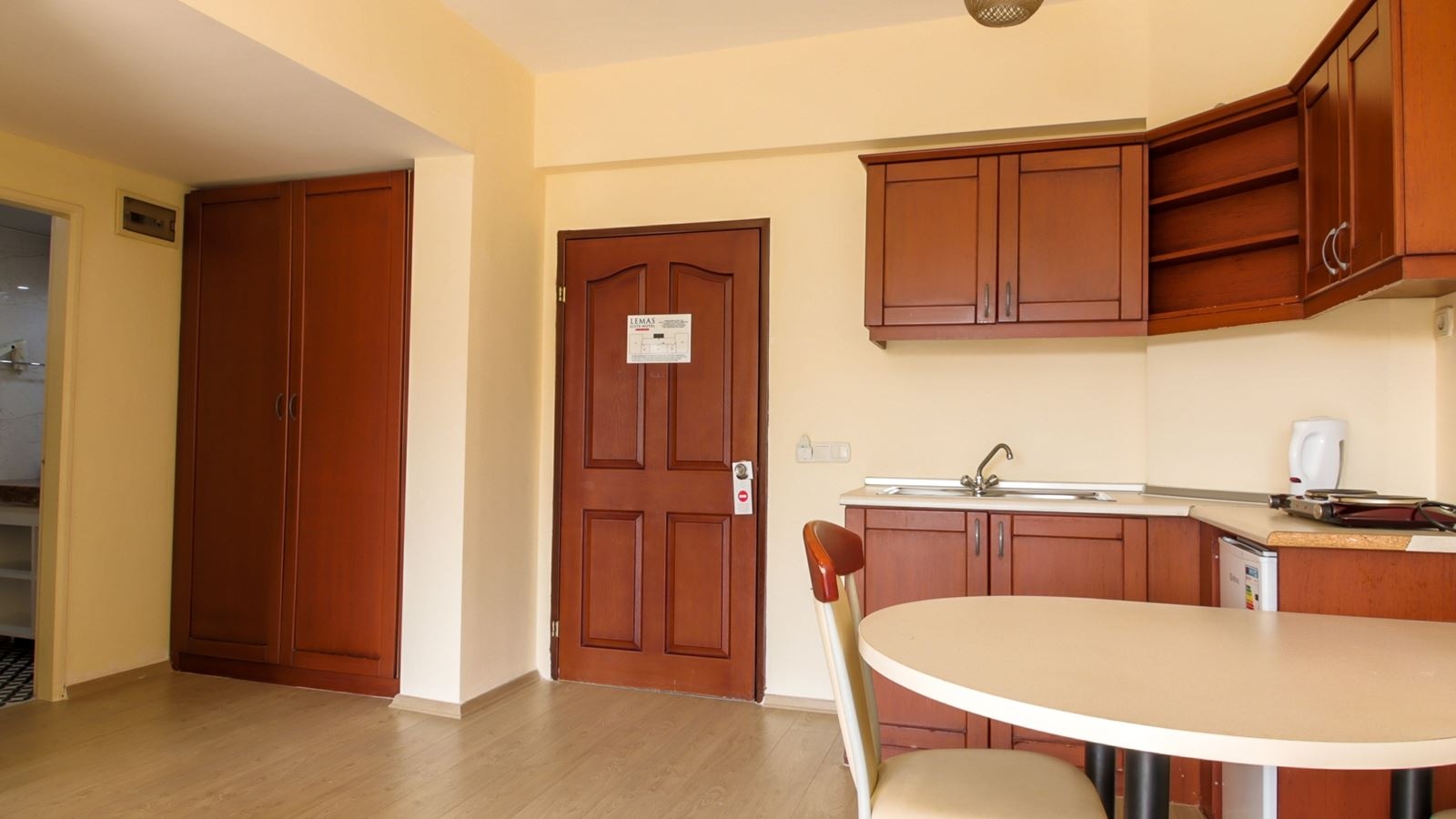 rooms-one-bedroom-apartment