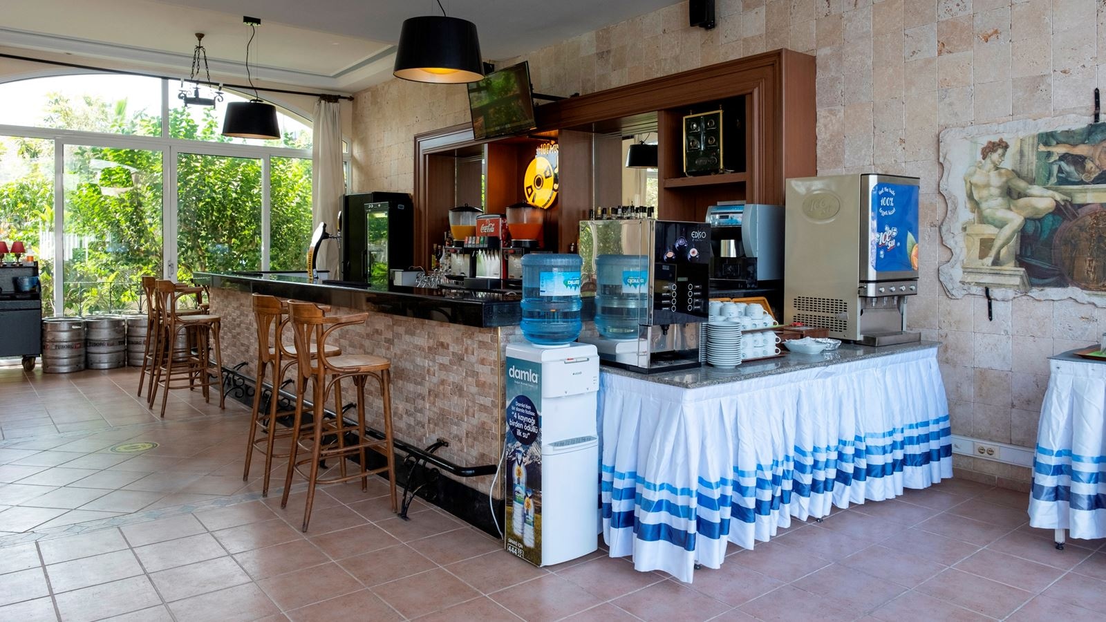 restaurants-main-restaurant