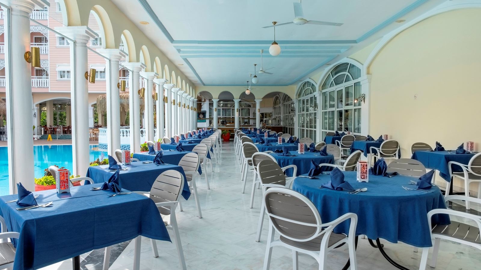 restaurants-main-restaurant