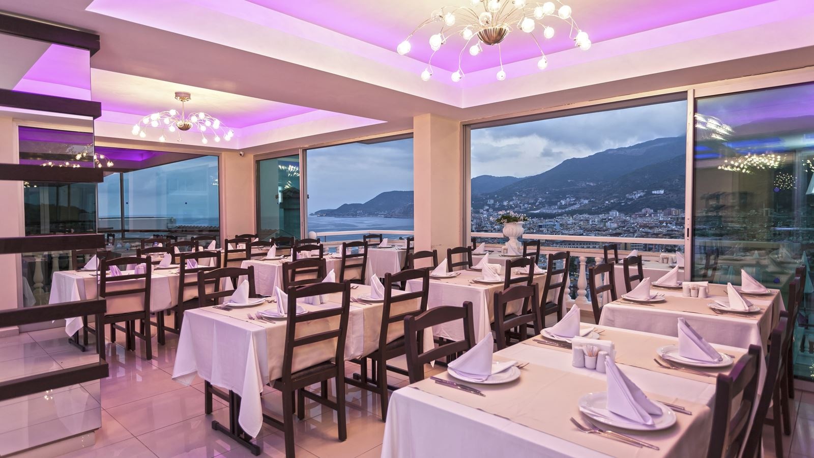 restaurants-main-restaurant